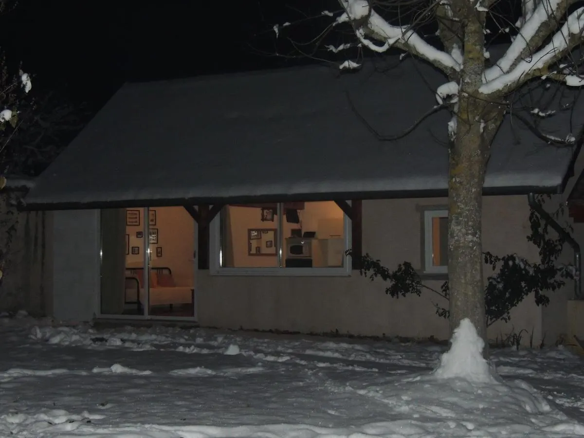 La Maisonnette Apartment Montagnieu